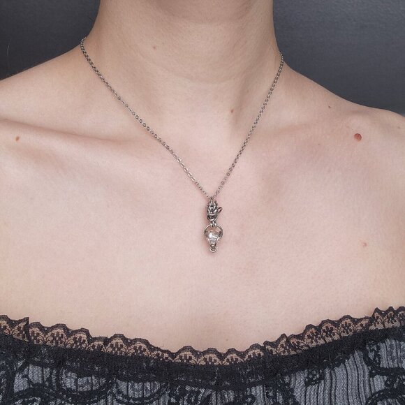 Whimsical fairy crystal necklace with a dainty silver chain ✦ Medieval elf style - Picture 2 of 7
